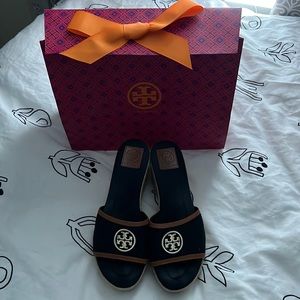 Tory Burch Wedge sandals, Sz 9.